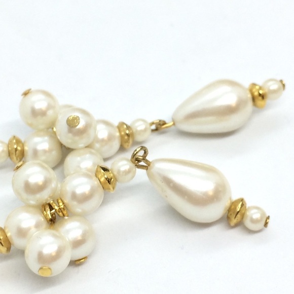 3/$30 VINTAGE 80S RUNWAY FAUX PEARL EARRINGS DROP DANGLE BAUBLE TEARDROP - Picture 8 of 14